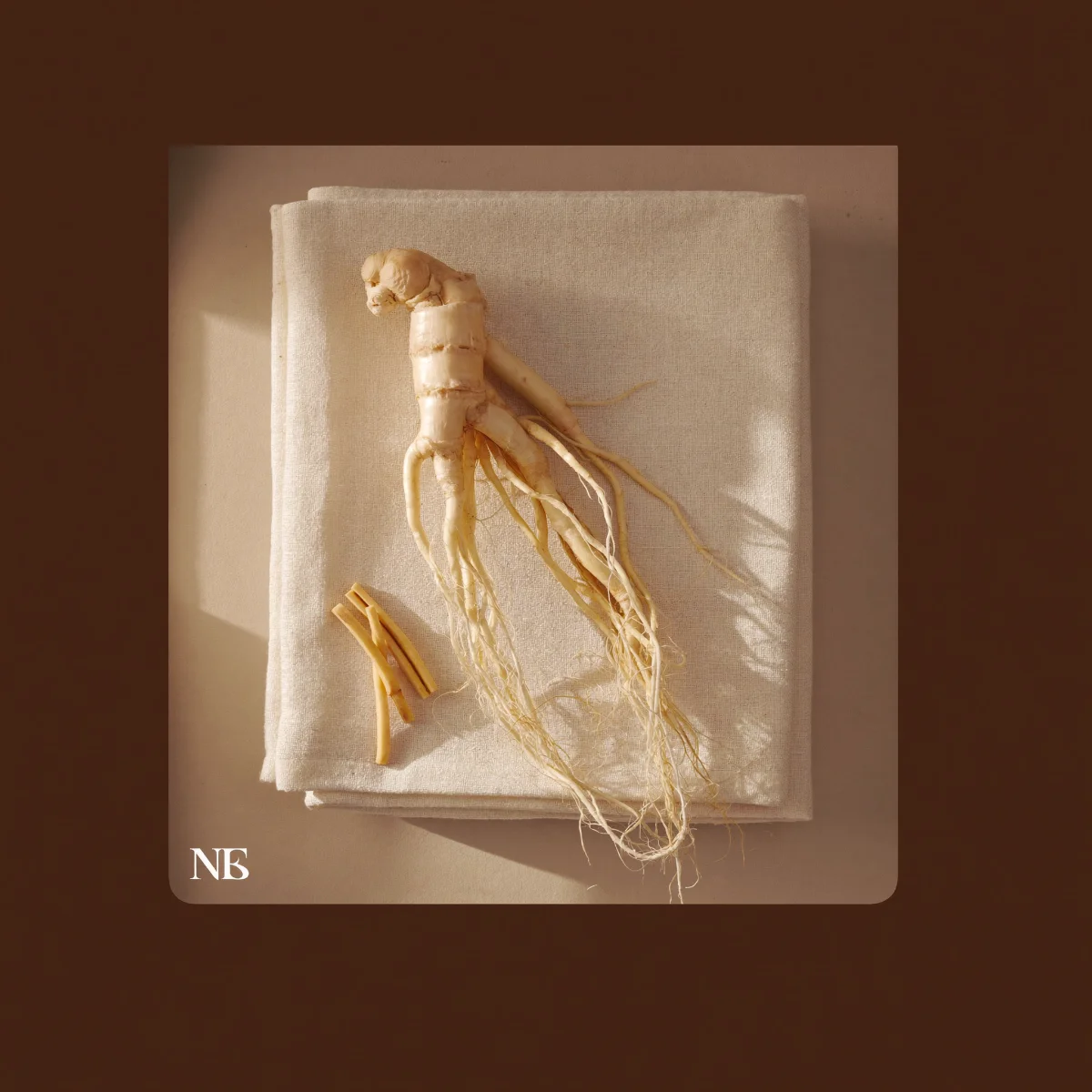 Nhân sâm - dưỡng chân tóc M Natural
